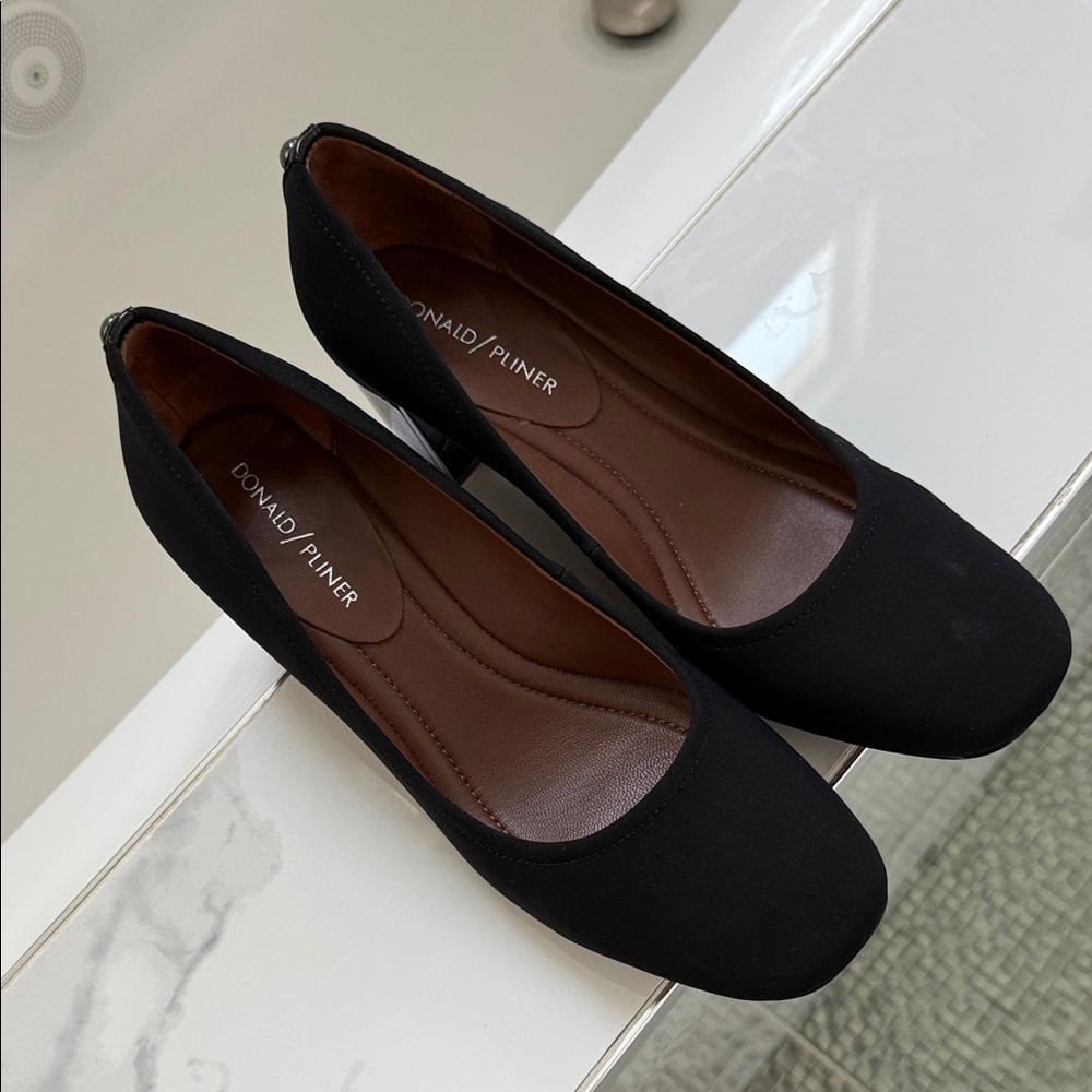 Donald J. Pliner Black Heels